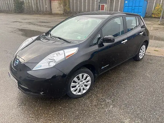 Nissan Leaf 2014 photo 2