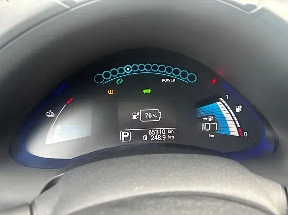 Nissan Leaf 2014 photo 5