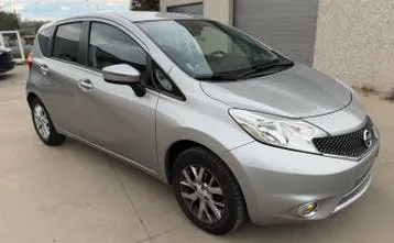 Nissan Note 2016 photo 2