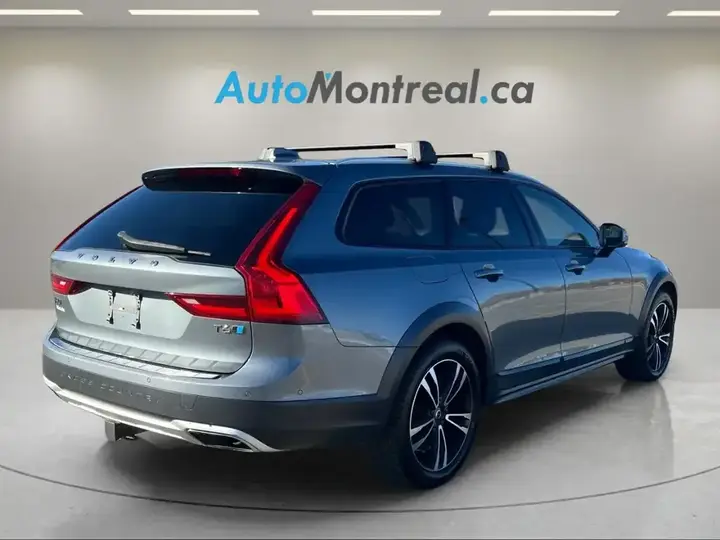 Volvo V90 Cross Country 2017 photo 4