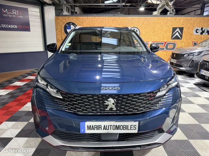 Peugeot 5008 2022 photo 2