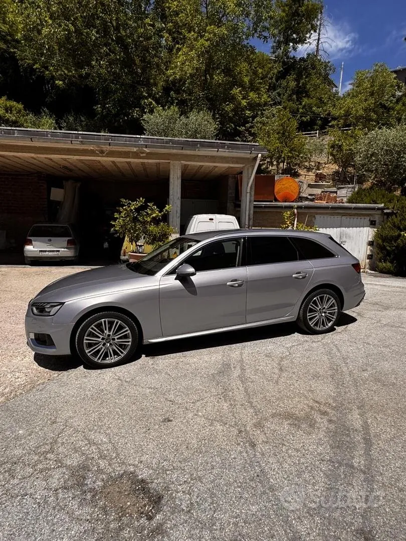 Audi A4 2020 photo 2