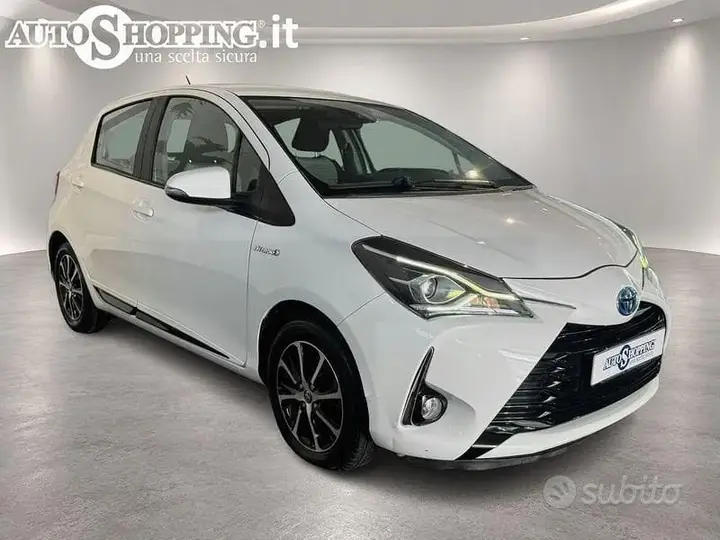 Toyota Yaris 2018 photo 3