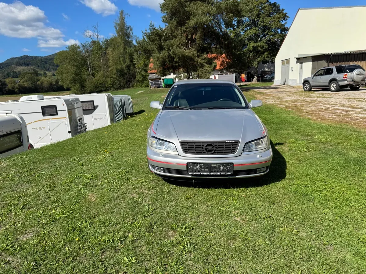 Opel Omega 2001 photo 2