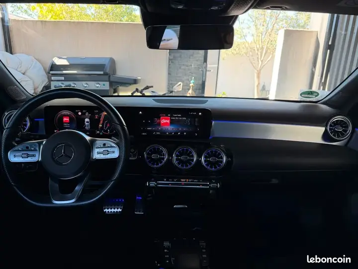 Mercedes-Benz A-Class 2022 photo 5