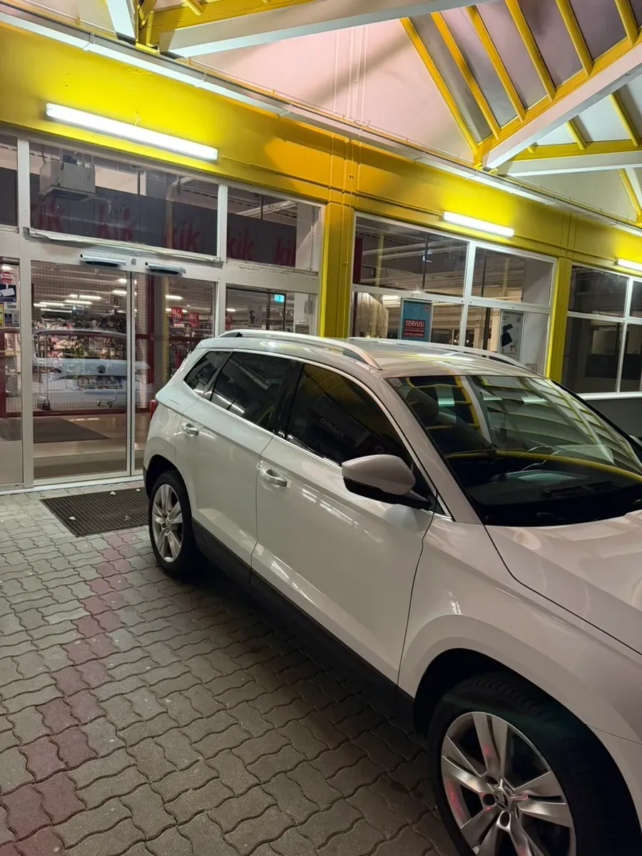 Skoda Karoq 2017 photo 2