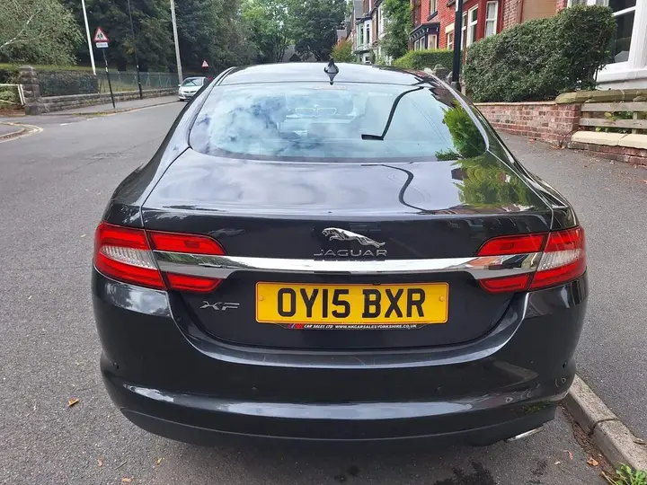 Jaguar Xf 2015 photo 4
