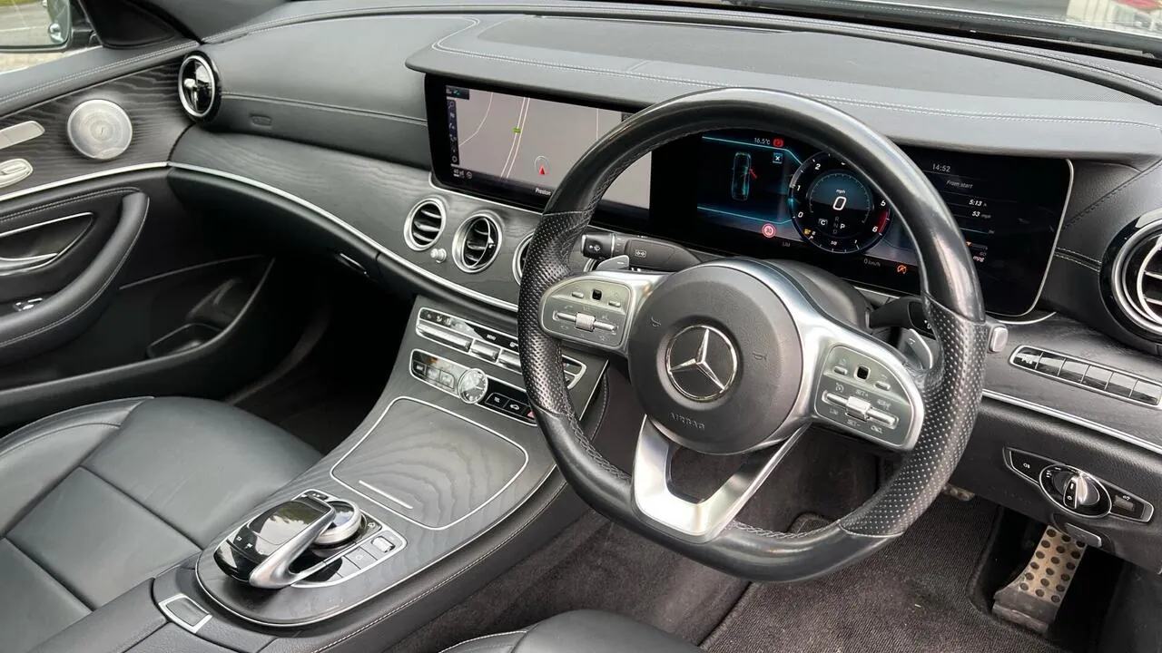 Mercedes-Benz E-Class 2019 photo 3