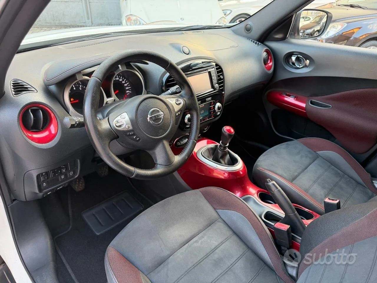 Nissan Juke 2017 photo 2