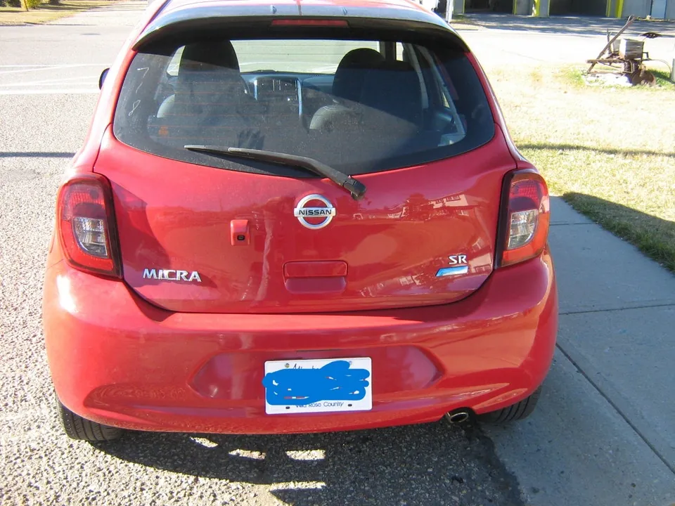 Nissan Micra 2015 photo 4