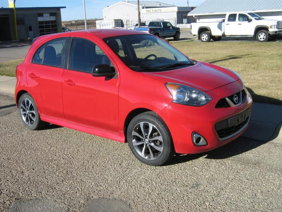 Nissan Micra 2015 photo 3