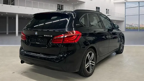BMW 225Xe 2018 photo 3