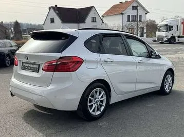 BMW 218 Active Tourer 2021 photo 3