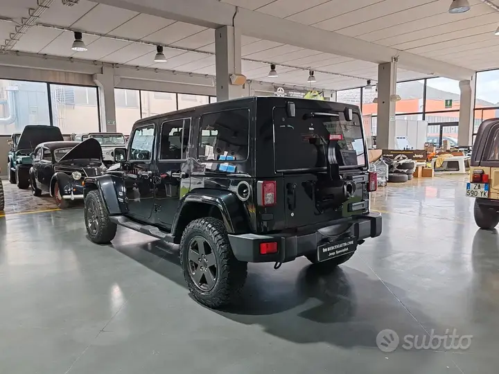 Jeep Wrangler 2011 photo 4