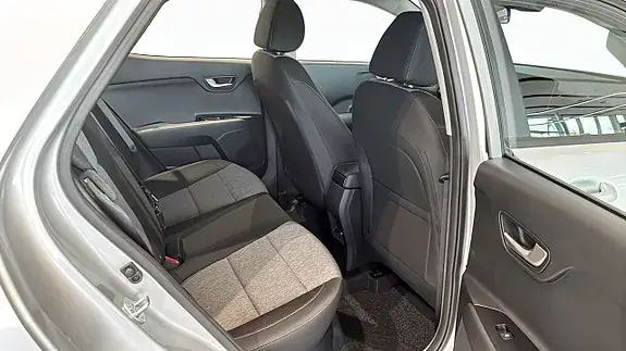 Kia Stonic 2026 photo 5