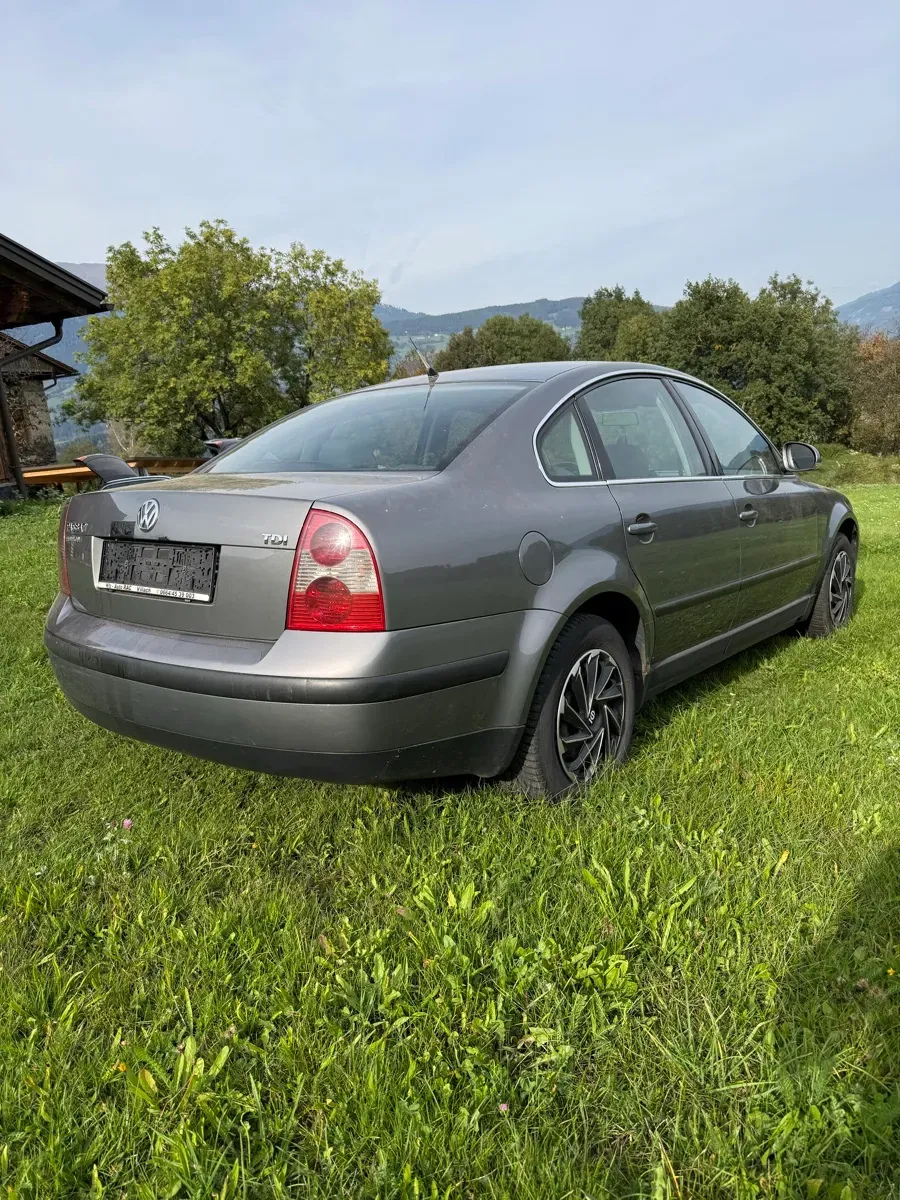 Volkswagen Passat 2004 photo 3