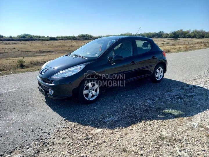 Peugeot 207 2007 photo 2