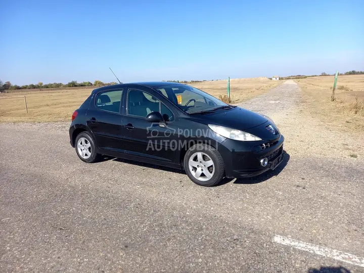 Peugeot 207 2007 photo 5