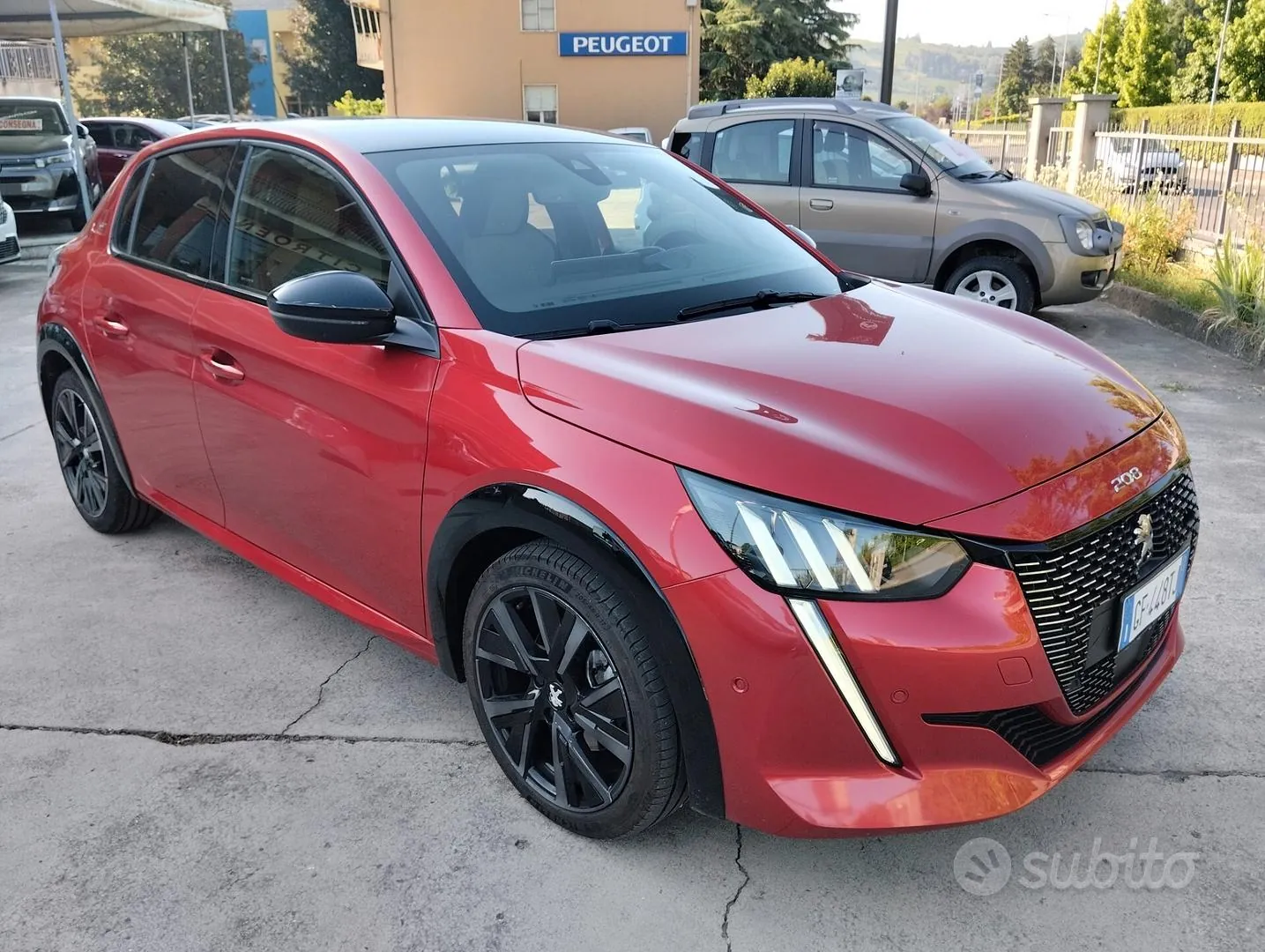 Peugeot 208 2021 photo 2