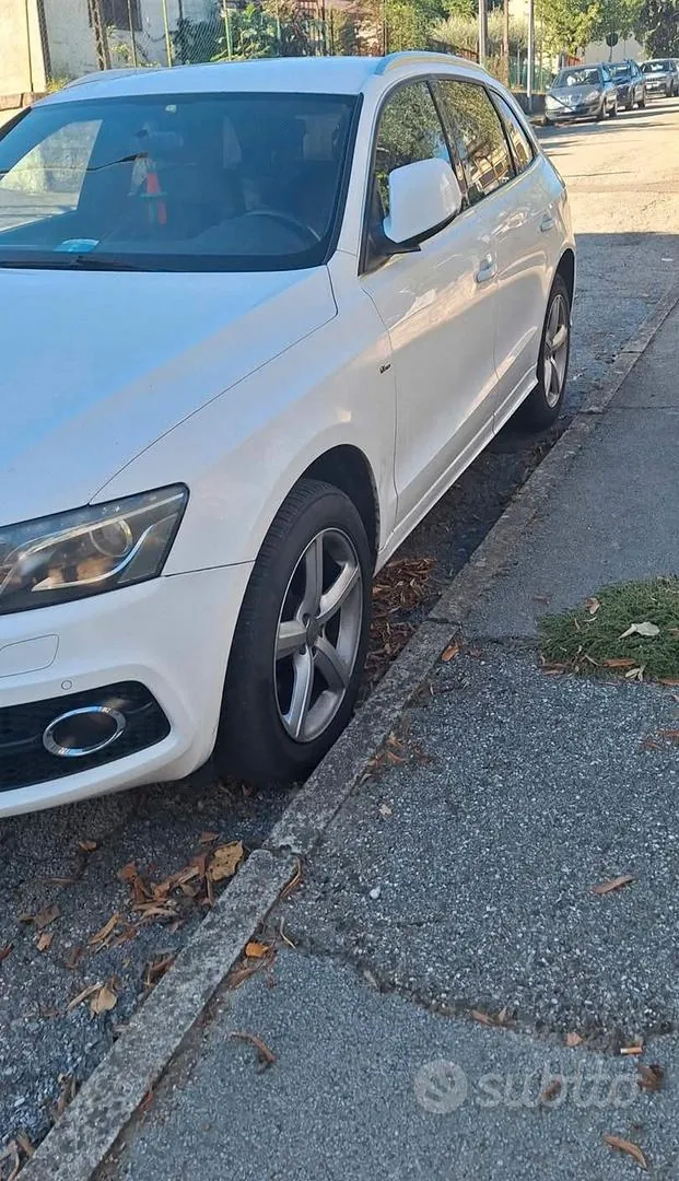 Audi Q5 2010 photo 3