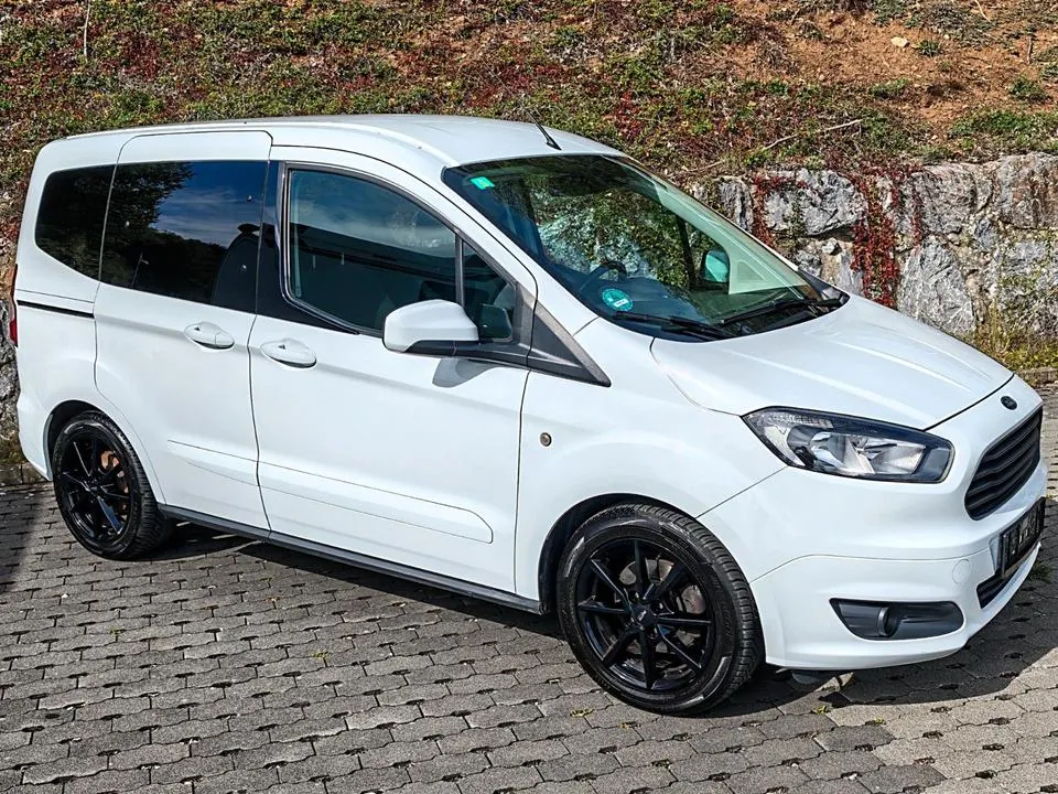 Ford Tourneo