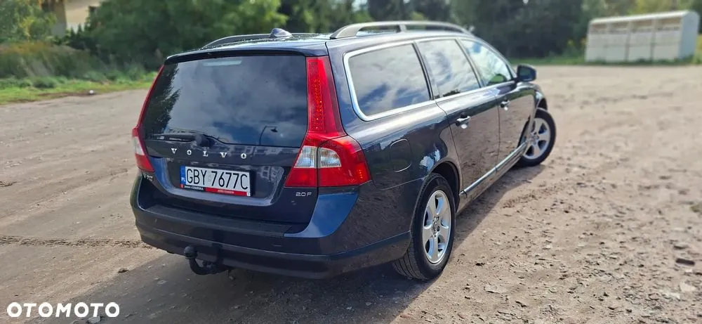 Volvo V70 2010 photo 5