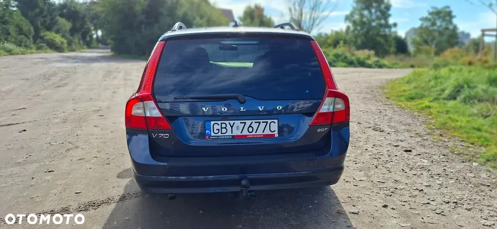 Volvo V70 2010 photo 4