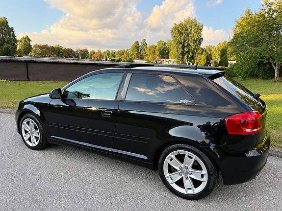 Audi A3 2010 photo 3