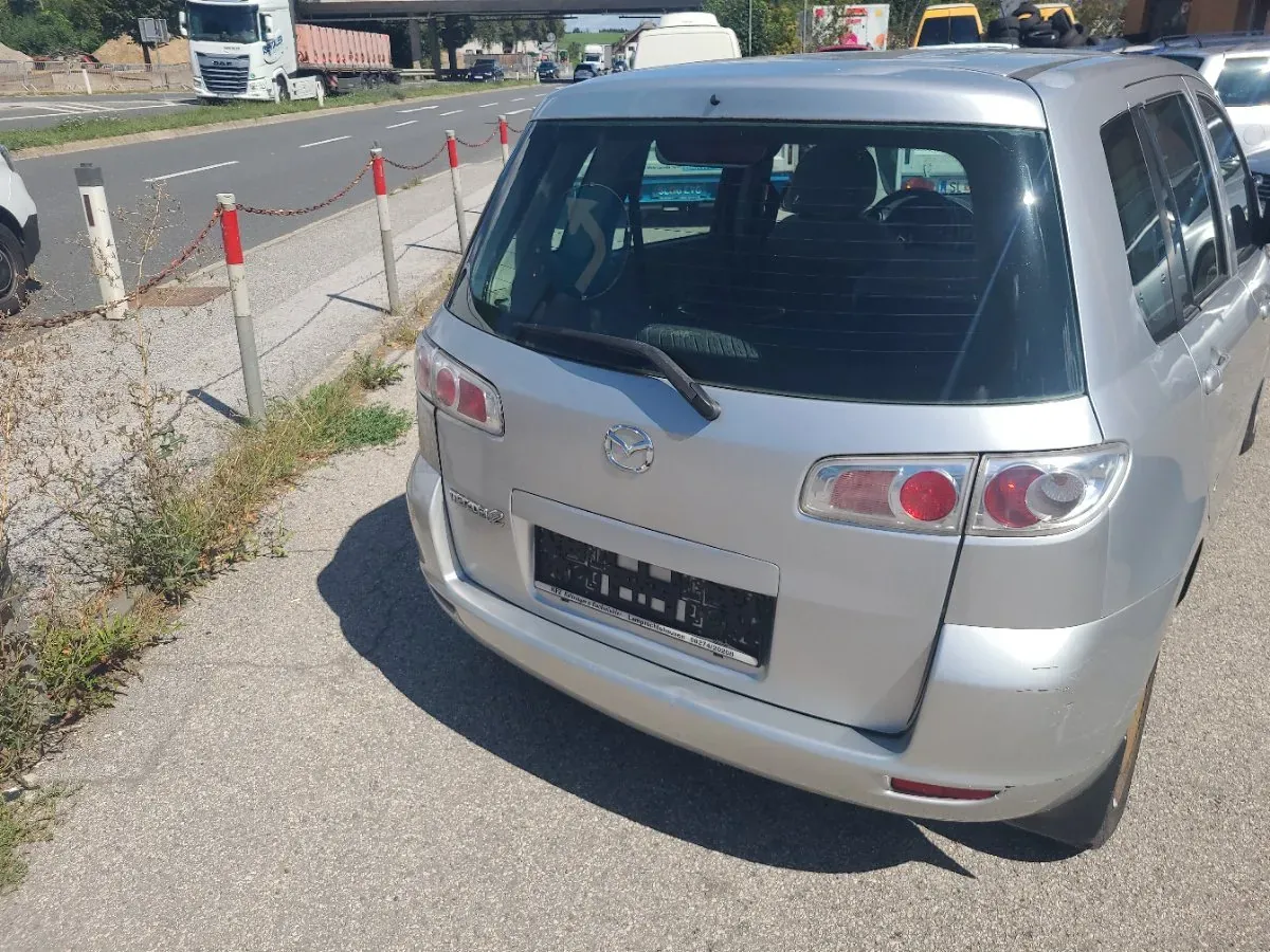Mazda Mazda2 2007 photo 3
