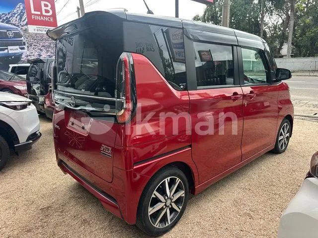 Nissan Roox 2023 photo 4