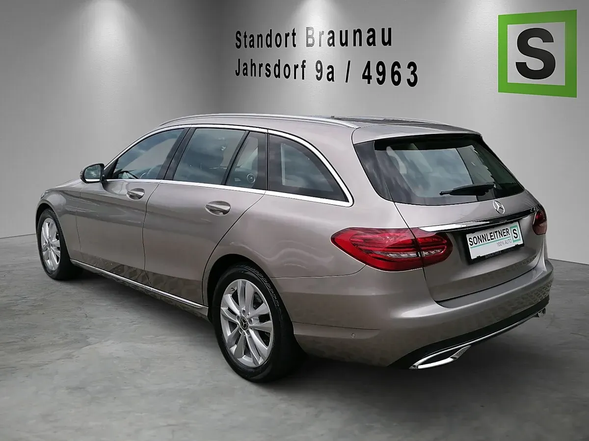 Mercedes-Benz C-Class 2020 photo 3
