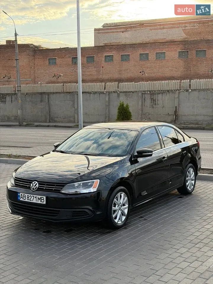 Volkswagen Jetta 2013 photo 2