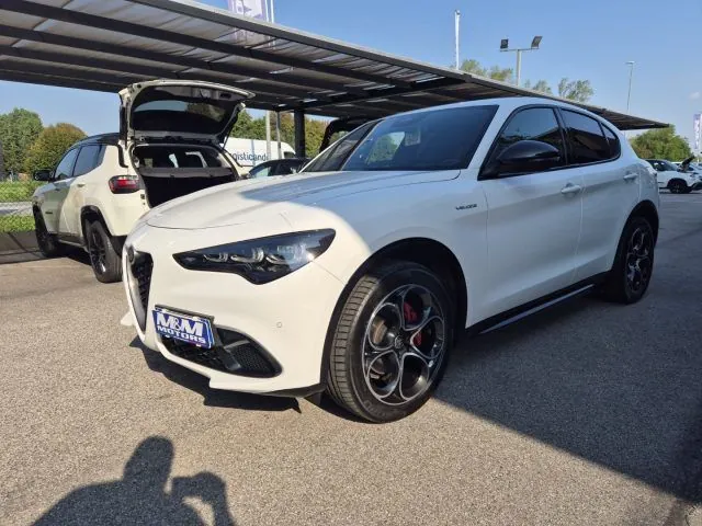 Alfa Romeo Stelvio 2024 photo 3