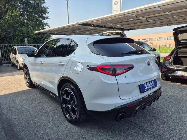 Alfa Romeo Stelvio 2024 photo 5