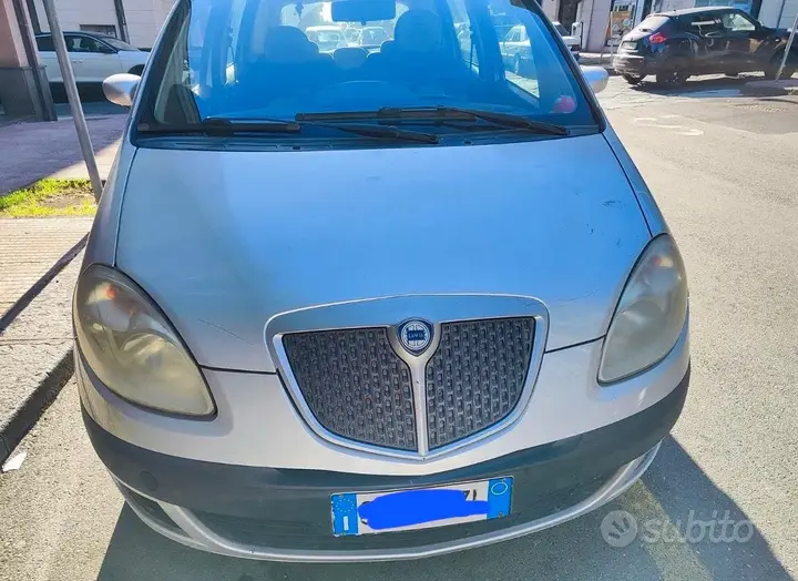 Lancia Musa 2004 photo 2
