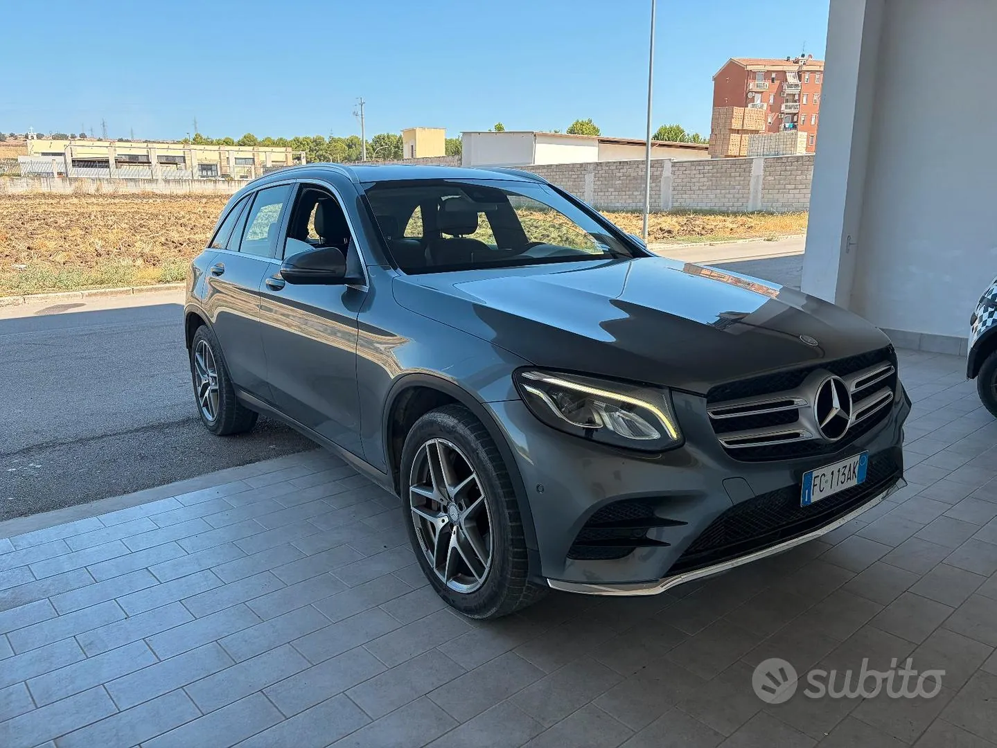 Mercedes-Benz Glc 2016 photo 2