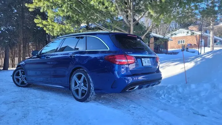 Mercedes-Benz C-Class 2018 photo 2