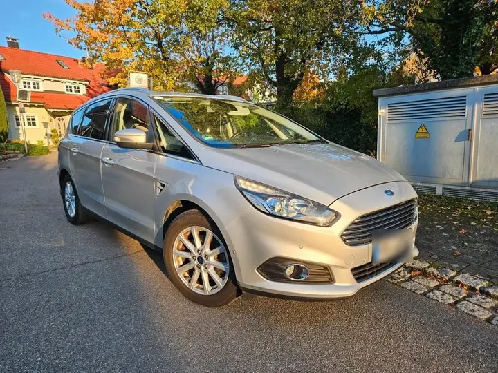 Ford S-Max