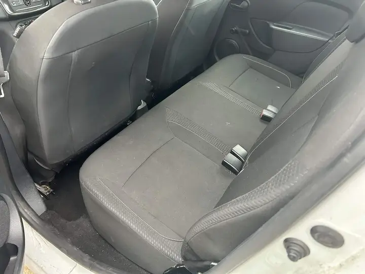 Dacia Sandero 2017 photo 2