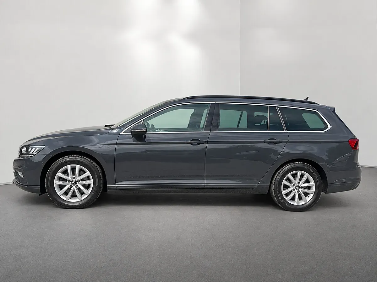 Volkswagen Passat 2021 photo 2