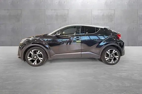 Toyota C-Hr 2023 photo 2