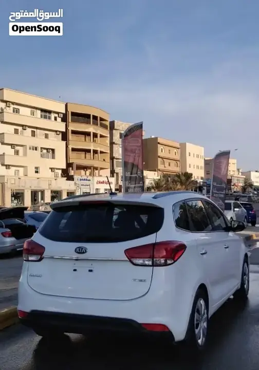 Kia Rondo 2015 photo 2