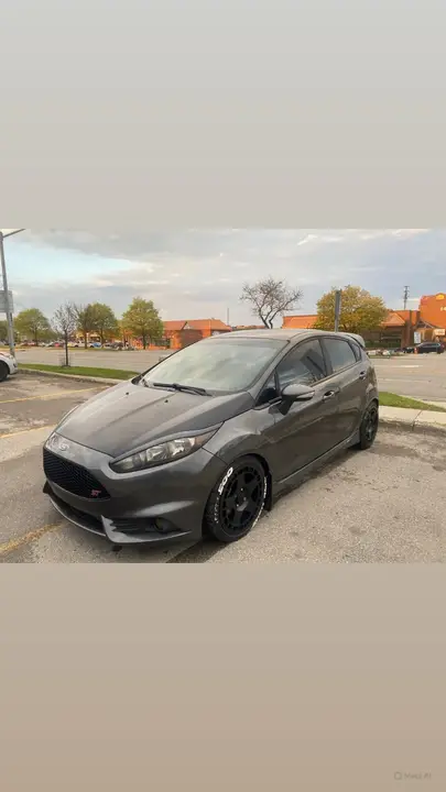 Ford Fiesta 2016 photo 2
