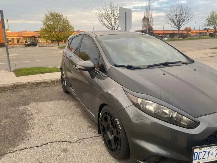 Ford Fiesta 2016 photo 3