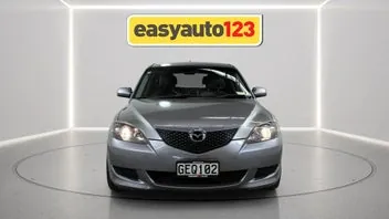 Mazda Axela 2005 photo 3