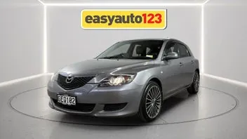 Mazda Axela 2005 photo 4