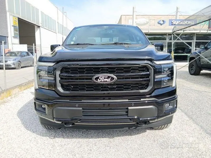 Ford F-150 2026 photo 3