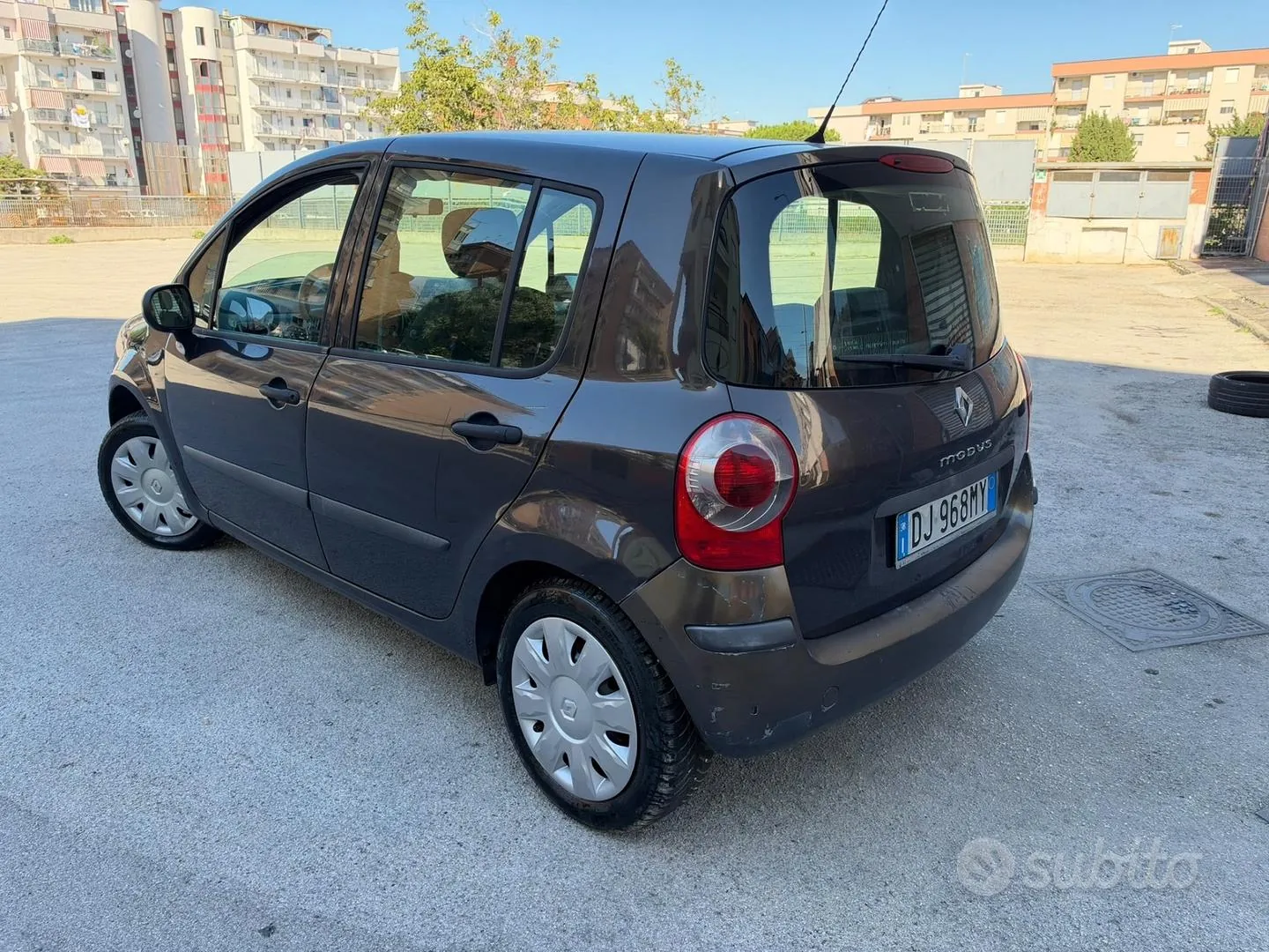 Renault Modus 2008 photo 2