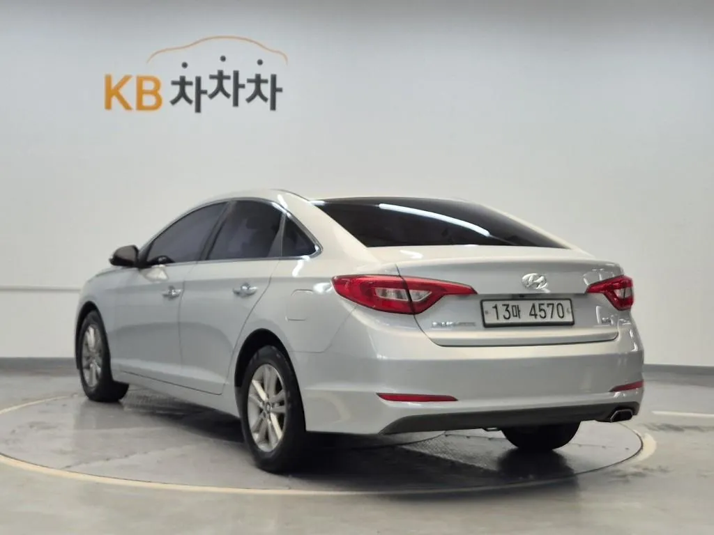 Hyundai Sonata 2015 photo 2