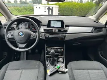 BMW 216 I Active Tourer 2021 photo 2